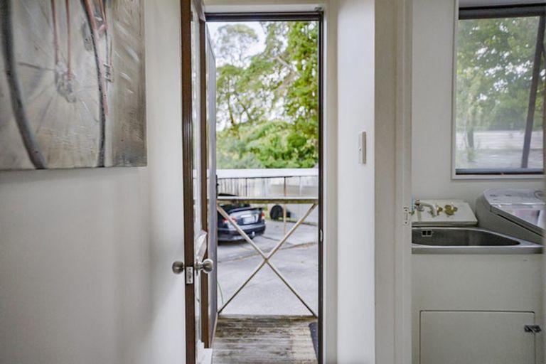 Photo of property in 3/30 Daytona Road, Henderson, Auckland, 0610
