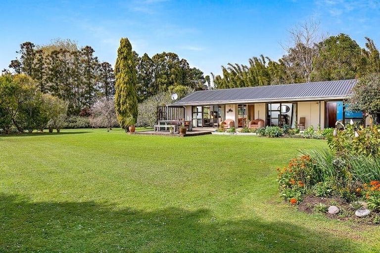 Photo of property in 28 Karaka Road, Whenuapai, Auckland, 0618