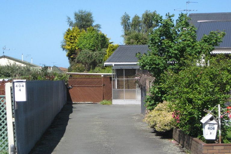 Photo of property in 3/404 Main North Road, Redwood, Christchurch, 8051