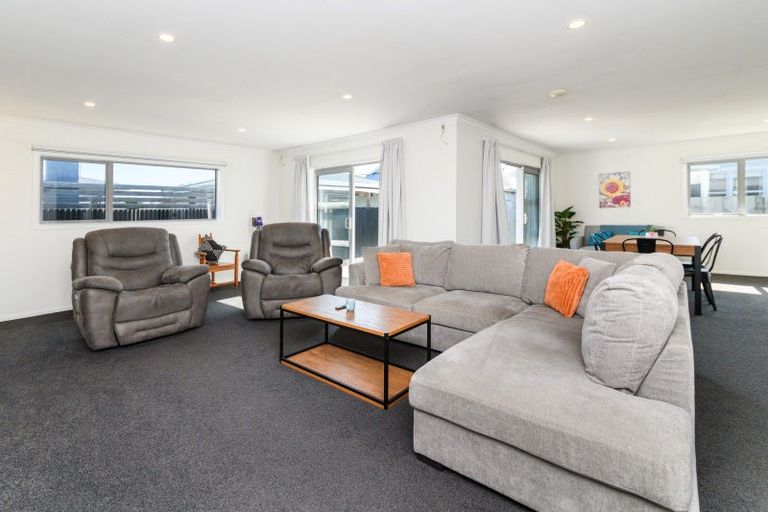 Photo of property in 98 Ferguson Street, West End, Palmerston North, 4412