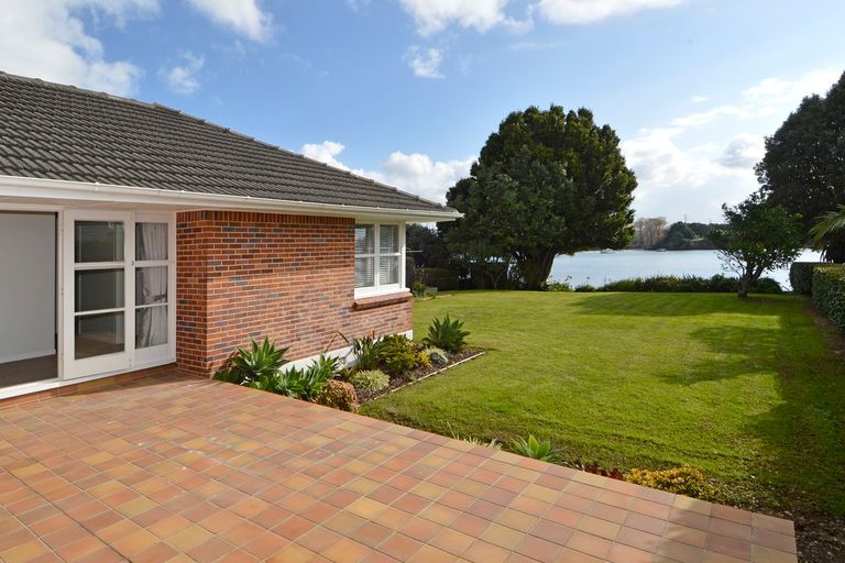 Photo of property in 37 Millen Avenue, Pakuranga, Auckland, 2010