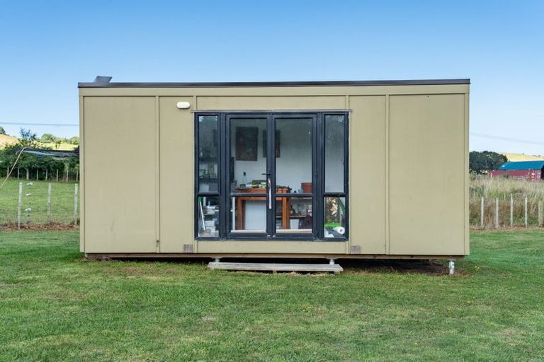 Photo of property in 690 Gorge Road, Maungaturoto, 0588