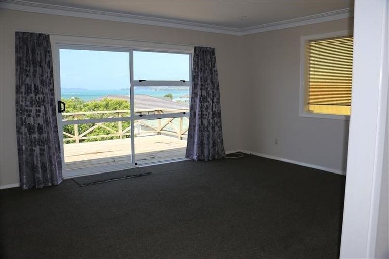 Photo of property in 8 Matangi Terrace, Snells Beach, 0920