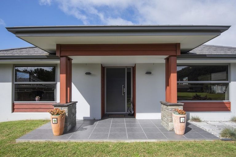 Photo of property in 32 Brentwood Avenue, Te Kamo, Whangarei, 0112