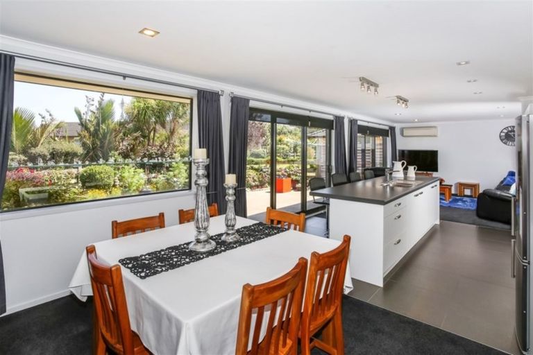 Photo of property in 32 Searle Drive, Patumahoe, Pukekohe, 2679