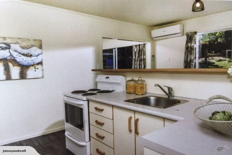 Photo of property in 2/20 Morton Avenue, Forrest Hill, Auckland, 0620