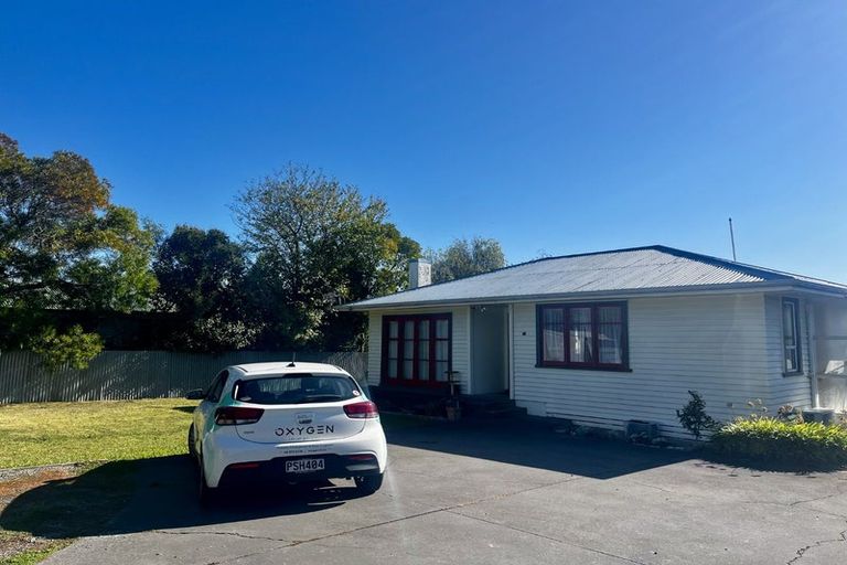 Photo of property in 71 Napier Road, Havelock North, 4130