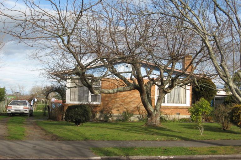 Photo of property in 17 Northolt Road, Fairview Downs, Hamilton, 3214