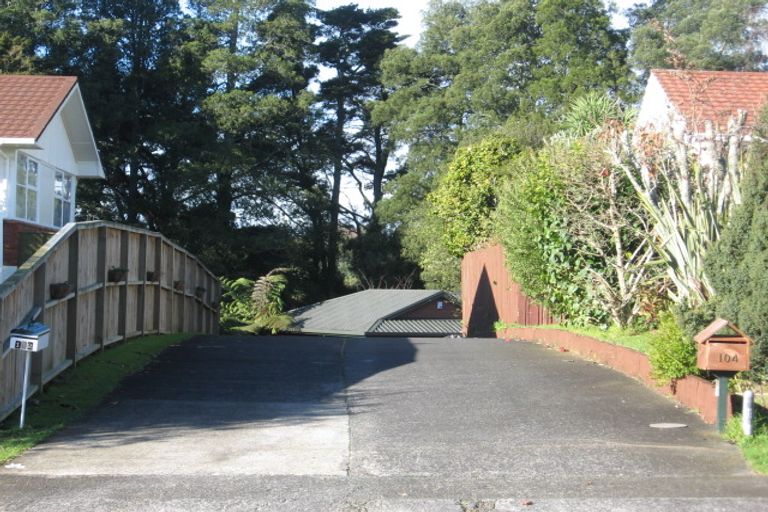 Photo of property in 102 Lawrence Crescent, Hillpark, Auckland, 2102