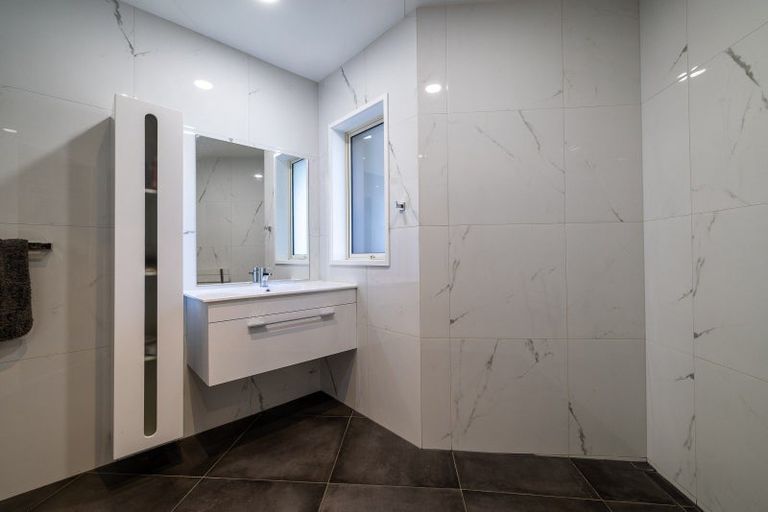 Photo of property in 3783 Cambridge Road, Leamington, Cambridge, 3495