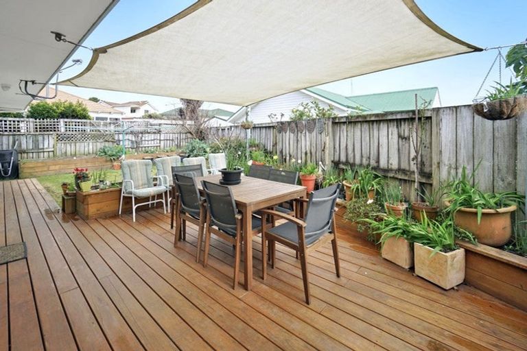 Photo of property in 48 Fairview Place, Te Puke, 3119