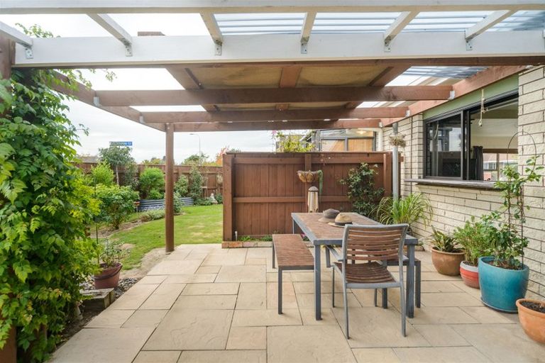 Photo of property in 49 Chippendale Crescent, Highbury, Palmerston North, 4412