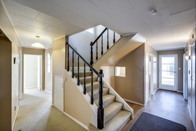 Photo of property in 16a Rata Street, Taradale, Napier, 4112