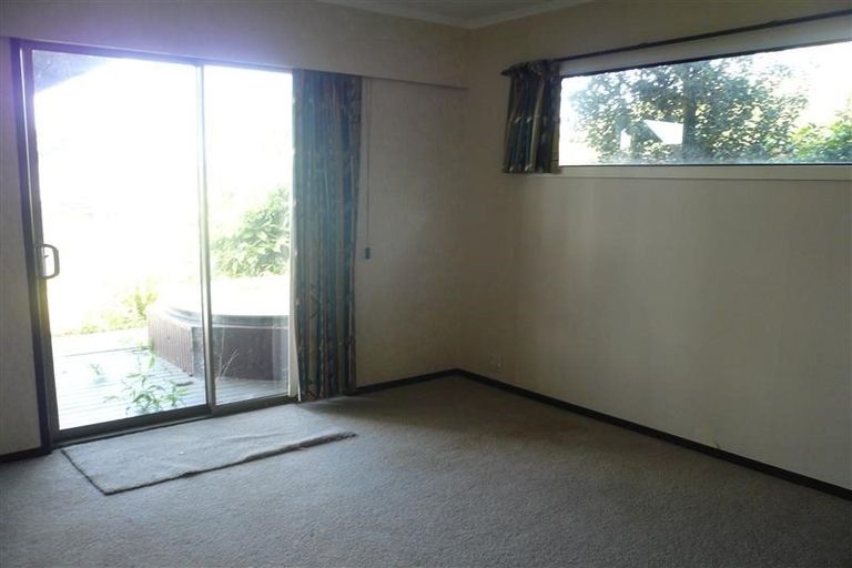 Photo of property in 16a Oban Road, Browns Bay, Auckland, 0630