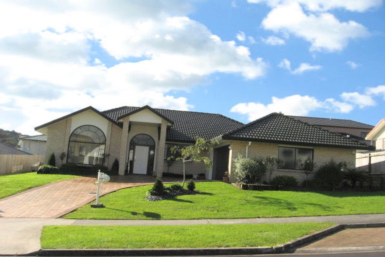 Photo of property in 4 Manara Place, The Gardens, Auckland, 2105