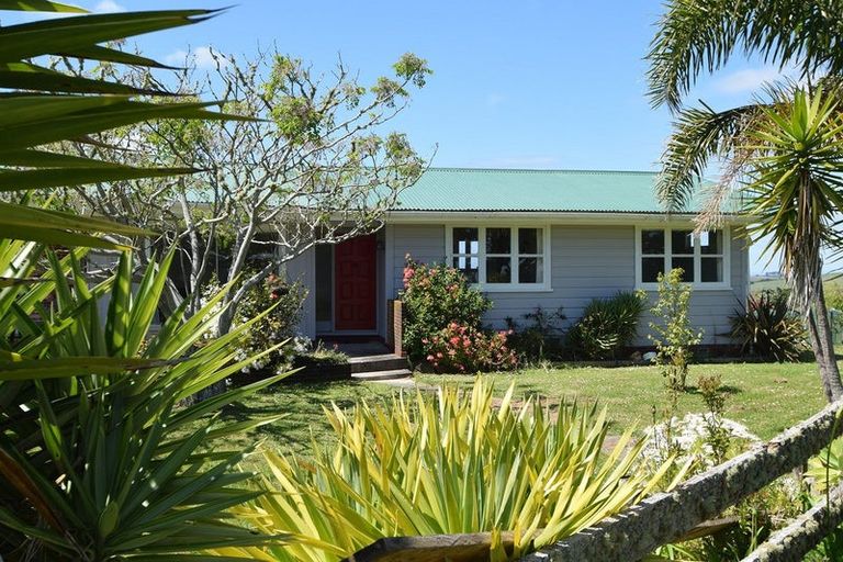 Photo of property in 213 Run Road, Wharehine, Wellsford, 0977