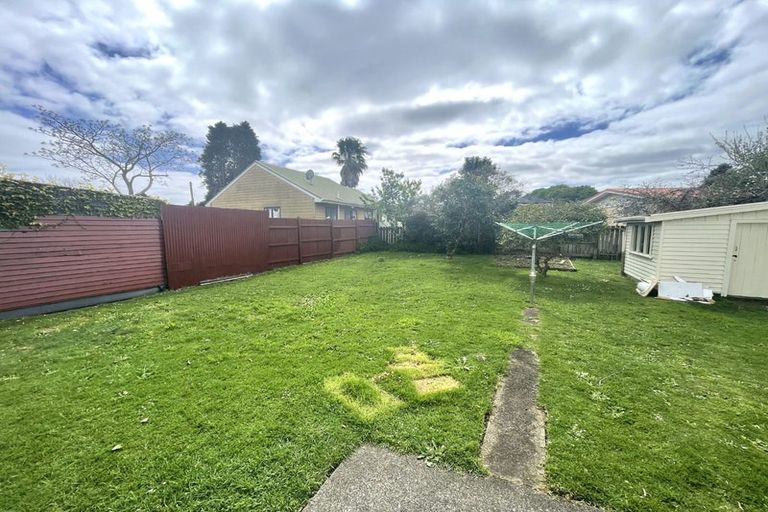 Photo of property in 82 Marne Road, Papakura, 2110