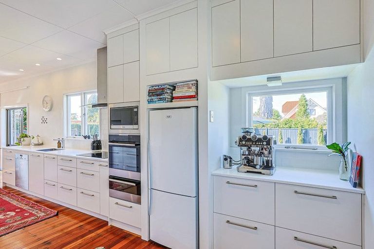 Photo of property in 1213 Ada Street, Parkvale, Hastings, 4122