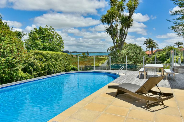 Photo of property in 2 Keywella Drive, Conifer Grove, Takanini, 2112