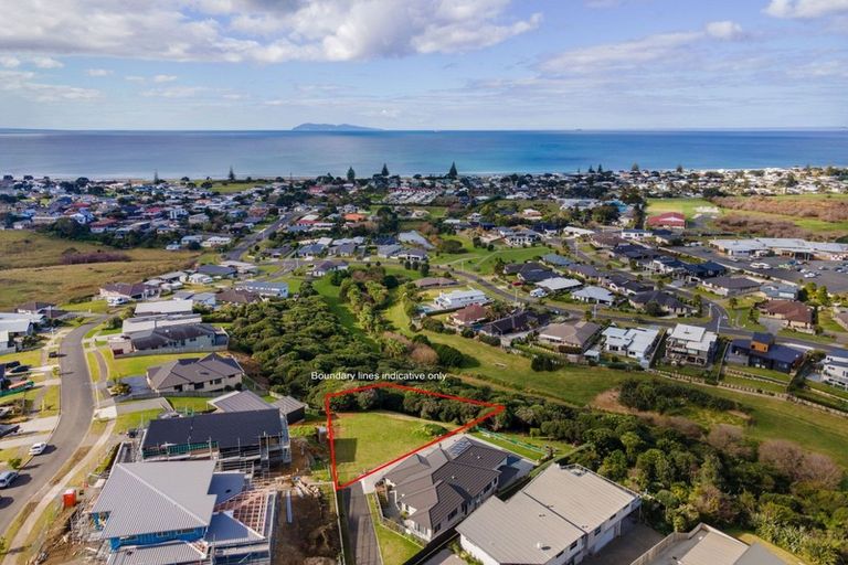 Photo of property in 27 Tohora View, Waihi Beach, 3611
