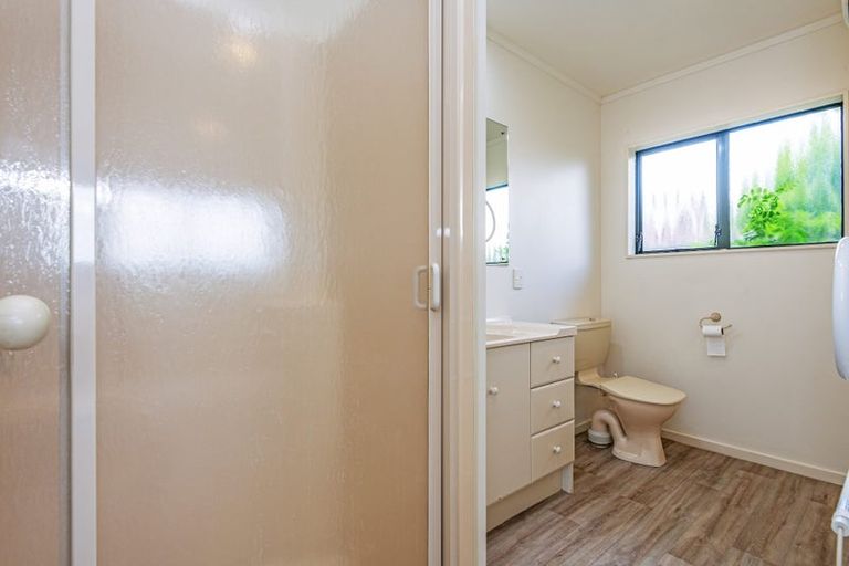 Photo of property in 100 Amberley Avenue, Highbury, Palmerston North, 4412