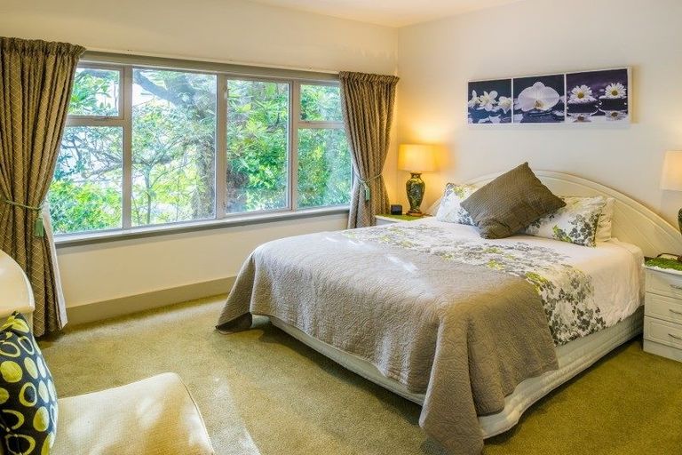 Photo of property in 46 Aurora Terrace, Kelburn, Wellington, 6012