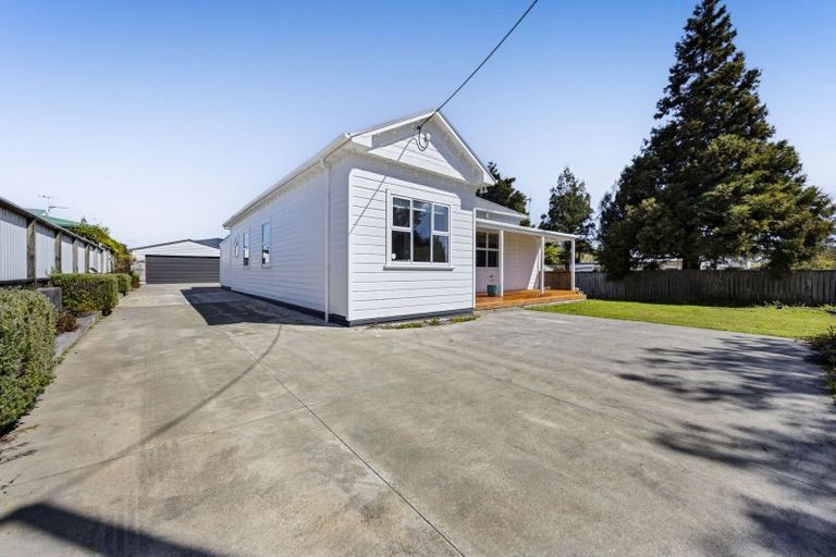 Photo of property in 35 Cordelia Street, Stratford, 4332