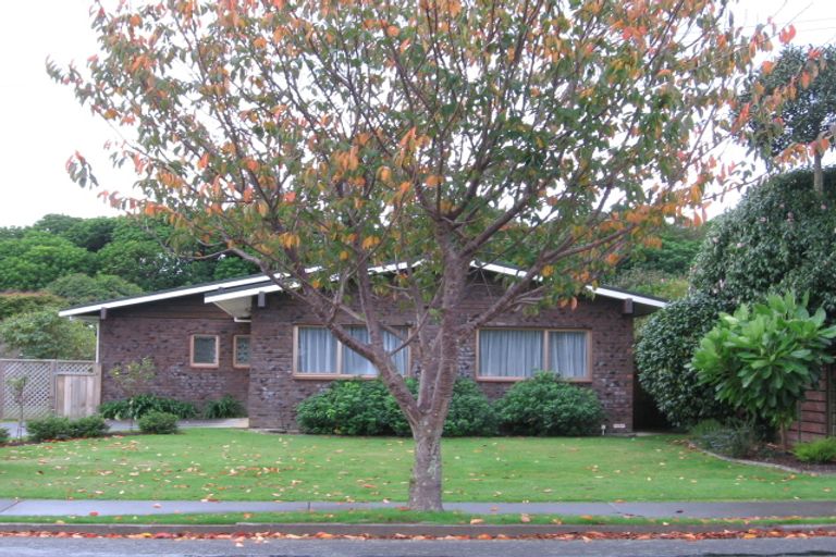 Photo of property in 53 Kohekohe Road, Waikanae, 5036