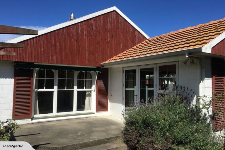 Photo of property in 252 Avonhead Road, Avonhead, Christchurch, 8042