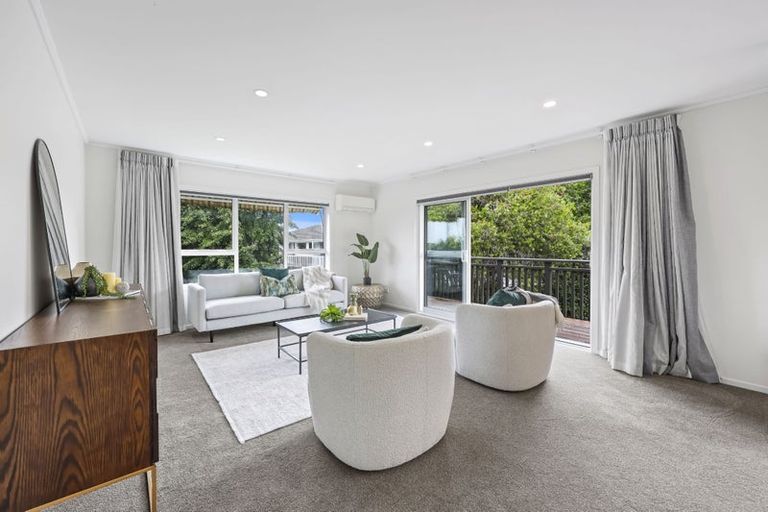 Photo of property in 16 Andrea Place, Sunnyhills, Auckland, 2010