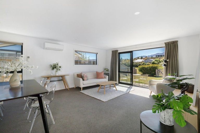 Photo of property in 6 Northbrook Place, Lower Shotover, Queenstown, 9304