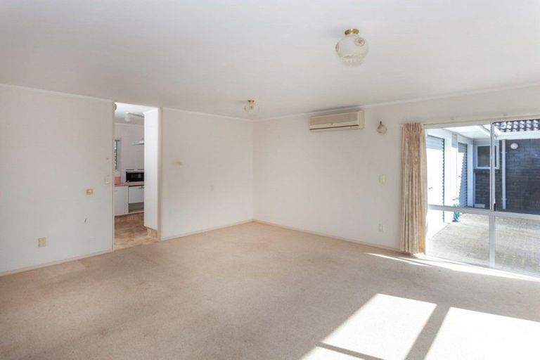 Photo of property in 4/4 Campbell Close, Whangamata, 3620