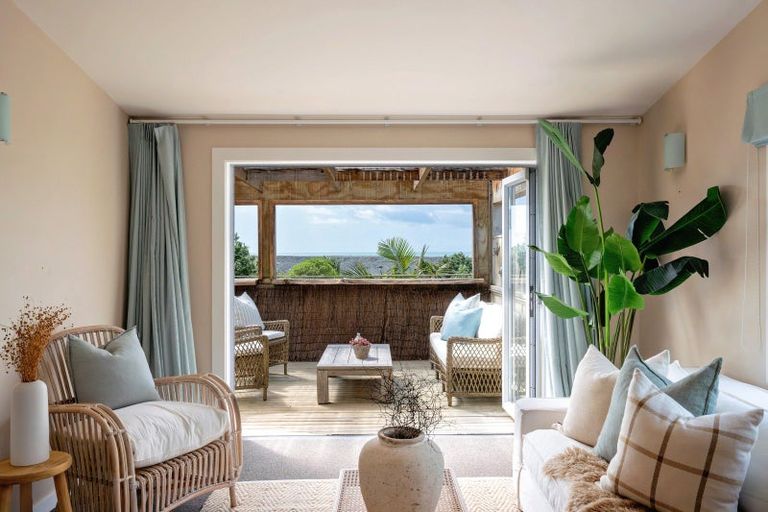 Photo of property in 7 Grange Road South, Haumoana, 4102