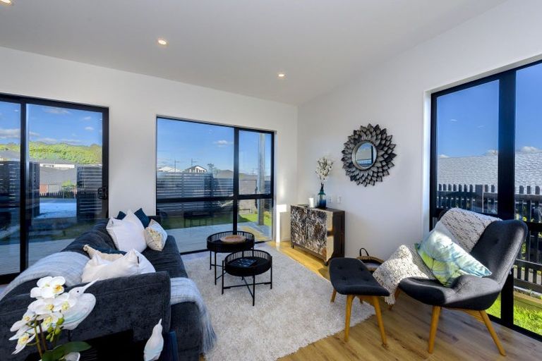 Photo of property in 12 Balthazar Road, Kumeu, 0810