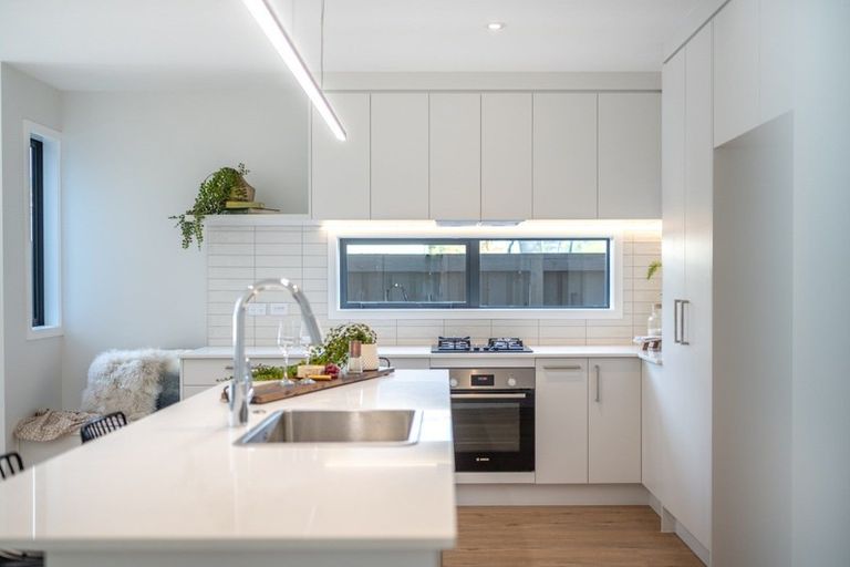 Photo of property in 8 Clovelly Road, Bucklands Beach, Auckland, 2012