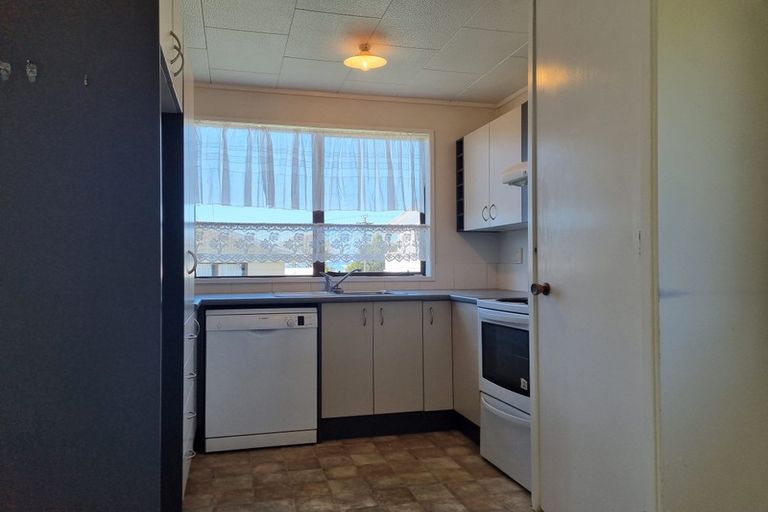 Photo of property in 2/15 Washington Avenue, Snells Beach, 0920