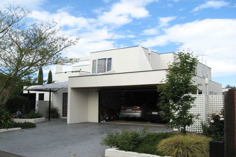 Photo of property in 233 Maidstone Road, Avonhead, Christchurch, 8042