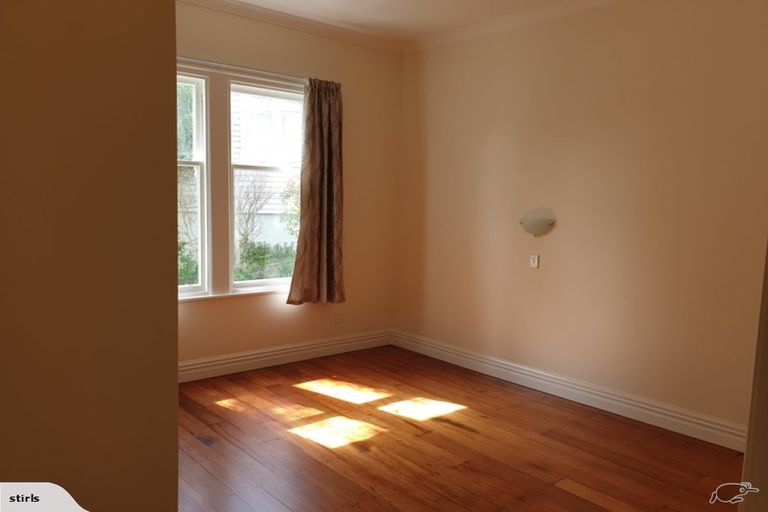 Photo of property in 78 Raroa Road, Kelburn, Wellington, 6012