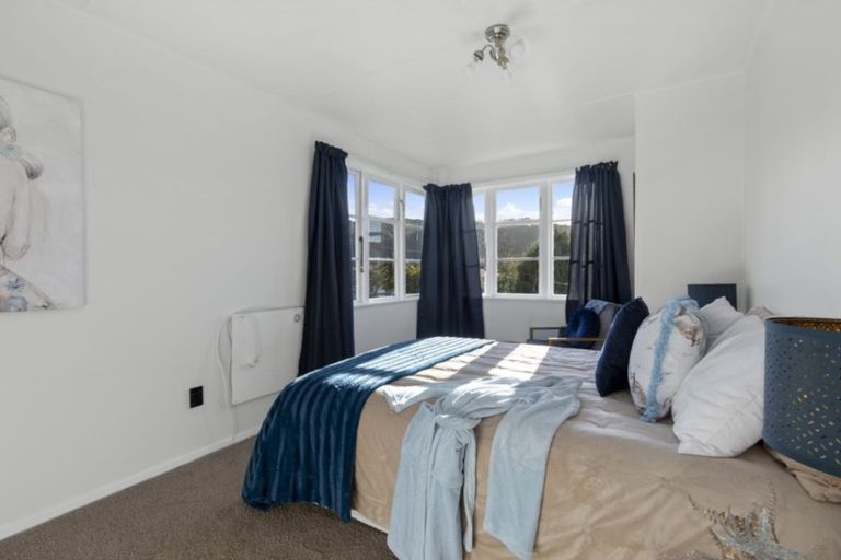 Photo of property in 16b Macky Street, Taita, Lower Hutt, 5011