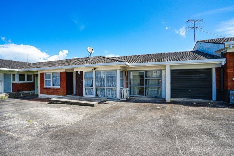 Photo of property in 2/19 Central Avenue, Papatoetoe, Auckland, 2025