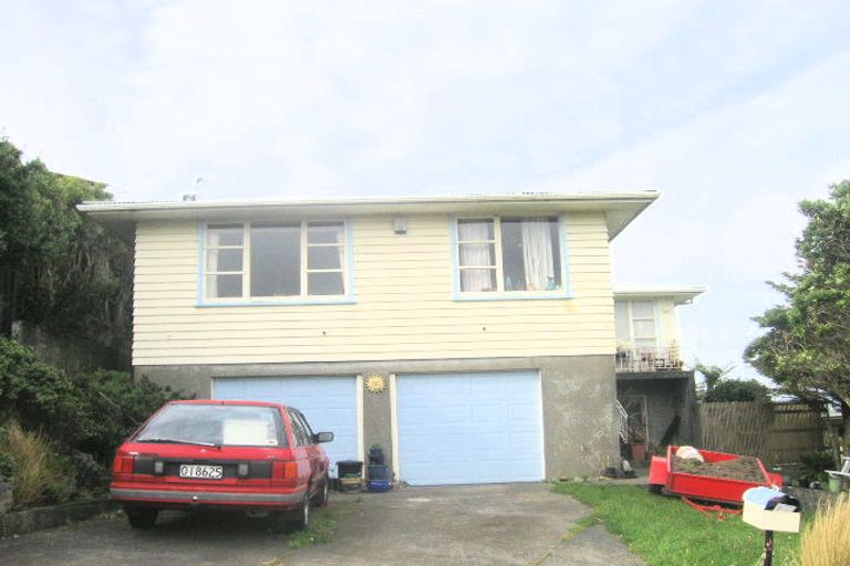 Photo of property in 7 Honeysuckle Grove, Maungaraki, Lower Hutt, 5010