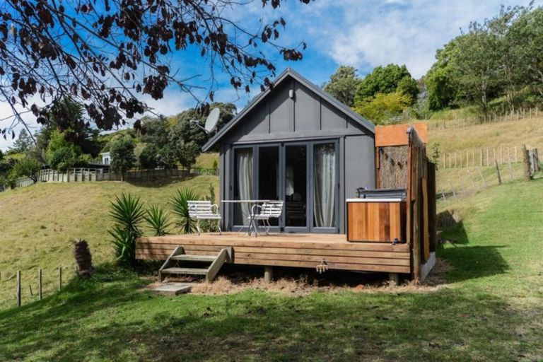 Photo of property in 269 Poraiti Road, Poraiti, Napier, 4182