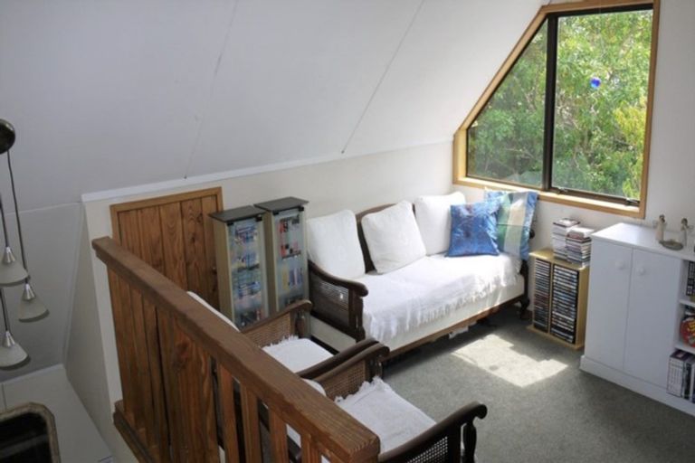 Photo of property in 1/406 East Coast Road, Sunnynook, Auckland, 0630