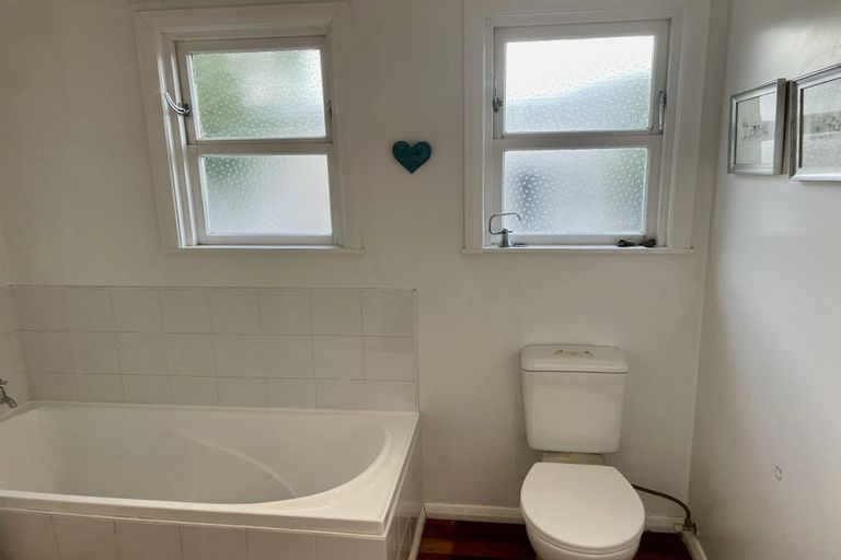 Photo of property in 31 Ventnor Street, Seatoun, Wellington, 6022