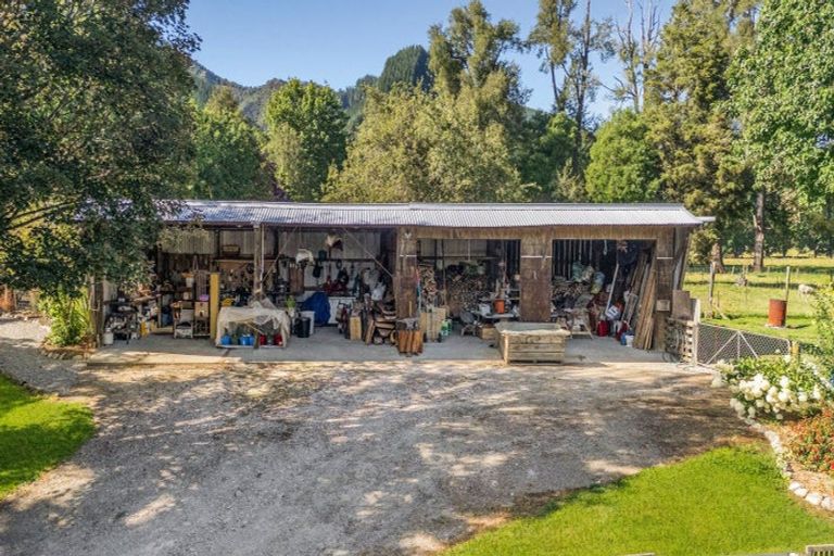 Photo of property in 41 Canton Road, Murchison, 7007