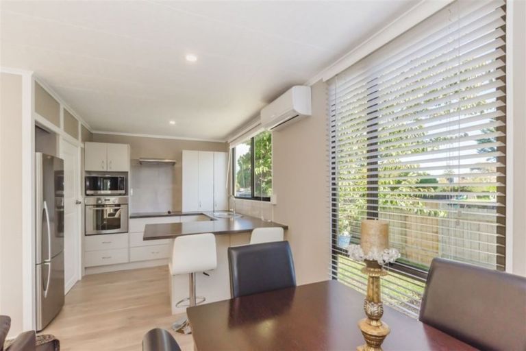 Photo of property in 15a Winton Street, Paraparaumu Beach, Paraparaumu, 5032