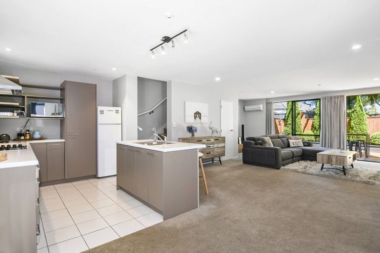 Photo of property in 10 Rochdale Way, Stoke, Nelson, 7011