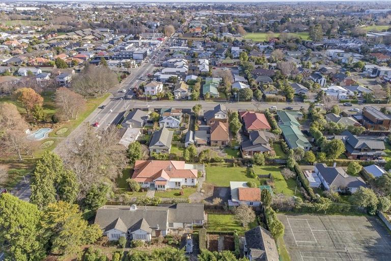 Photo of property in 204 Riccarton Road, Riccarton, Christchurch, 8041