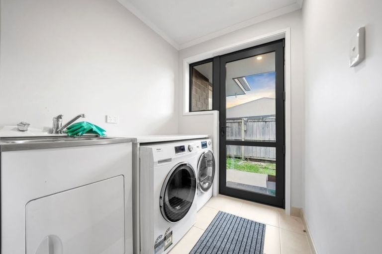 Photo of property in 8 Millbrae Place, Pokeno, 2402