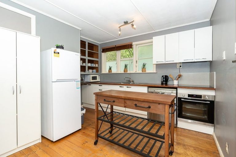 Photo of property in 4 Williams Place, Fairfield, Hamilton, 3214